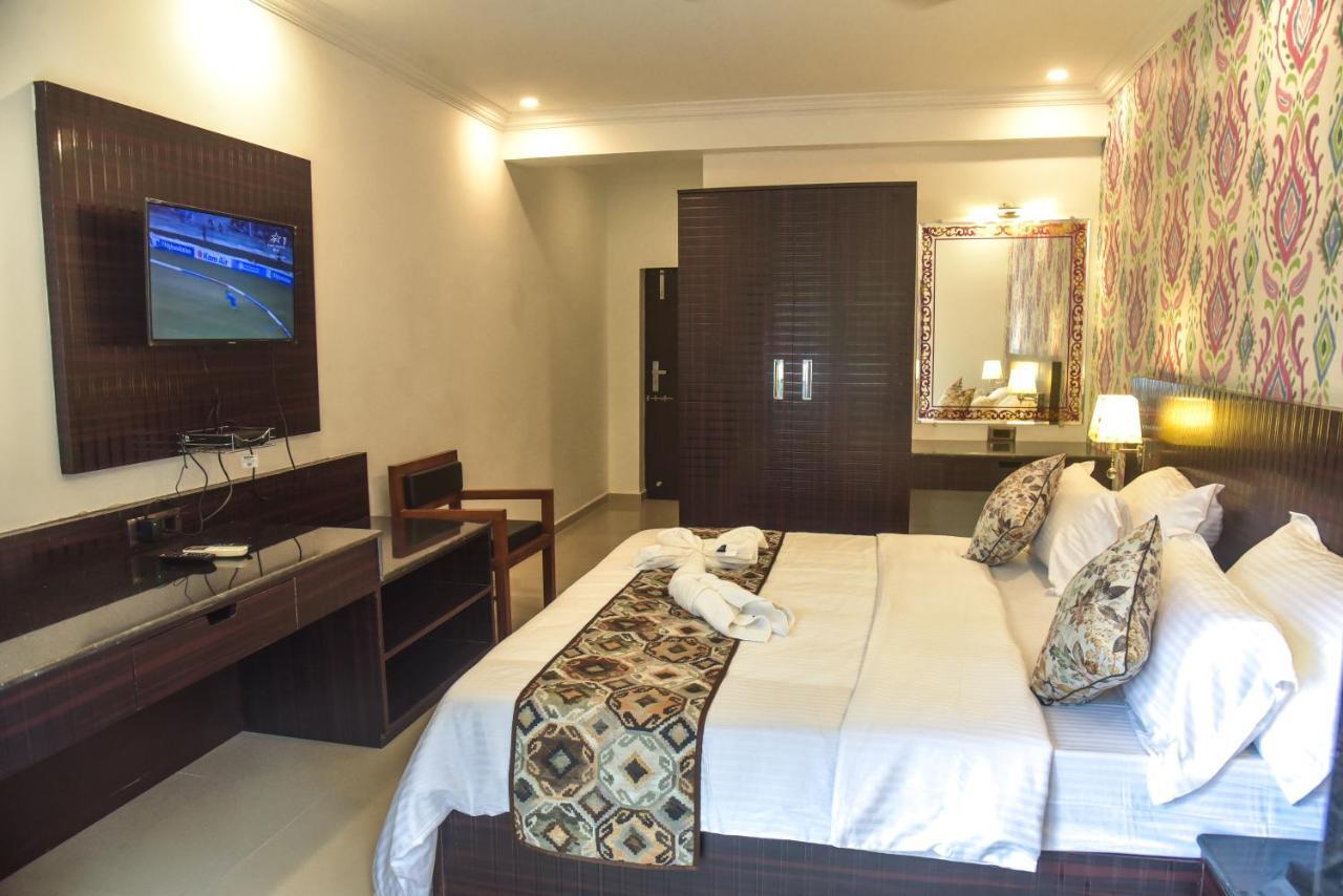 Don Hill Beach Resort Candolim Eksteriør billede